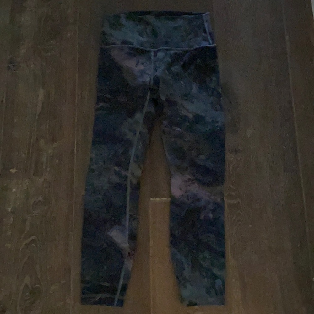 Lululemon cropped legging